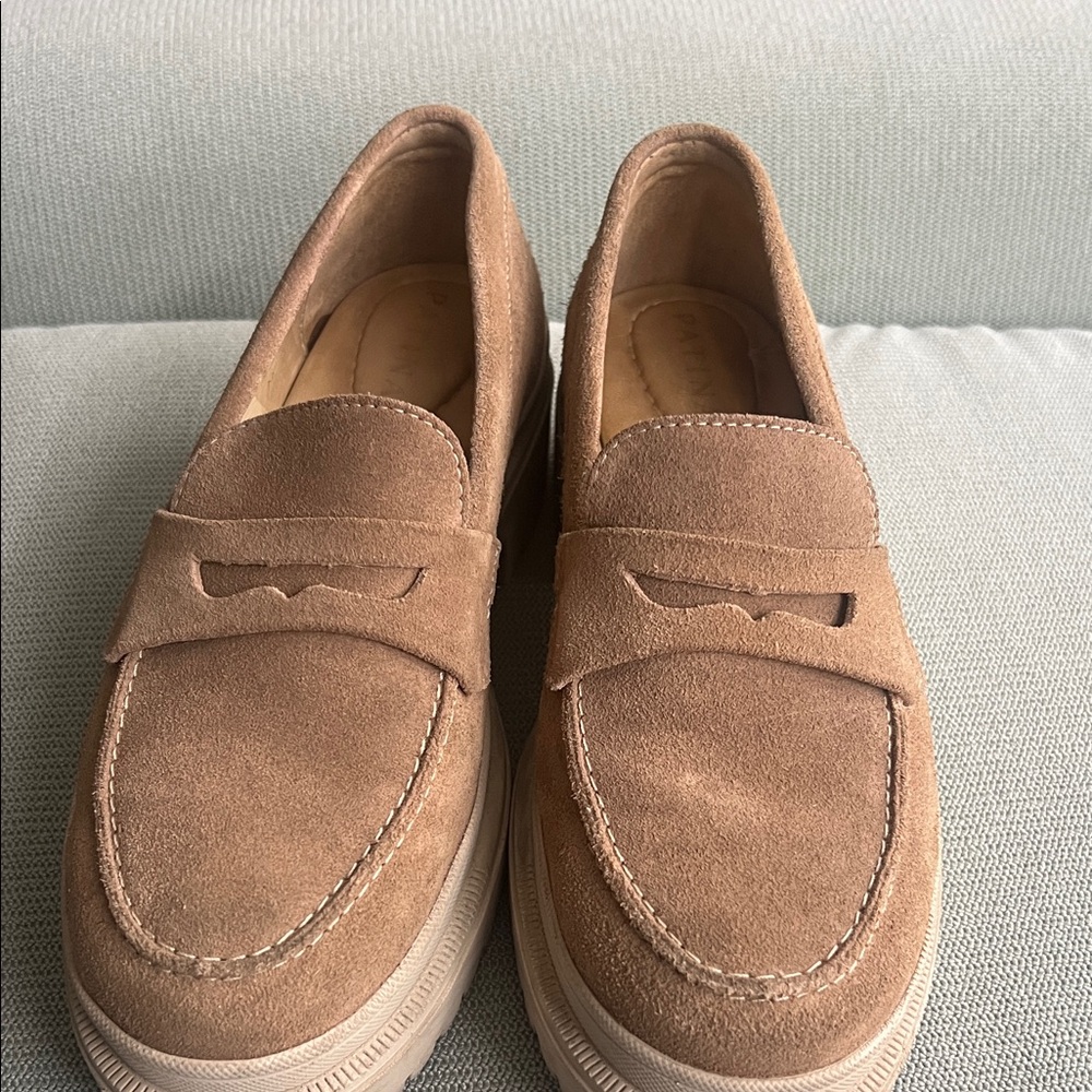 Women’s size 9 Tan Suede Loafers